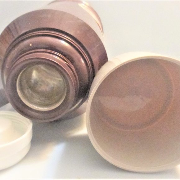 BX22 Vintage Thermos SUPER VAC 1.8 Liter Made In England Vintage Plastic Thermos - Picture 6 of 8